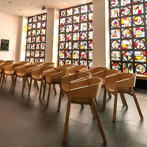 Townhouse 2*, Düsseldorf Almanya