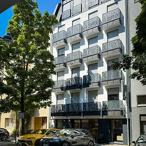 B-chill 4*, Düsseldorf Almanya